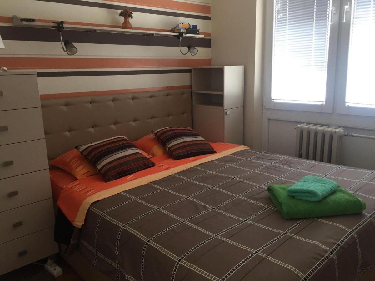 Skopje - Center Bright Apartment Extérieur photo